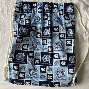 North Carolina Tar Heels drawstring bag